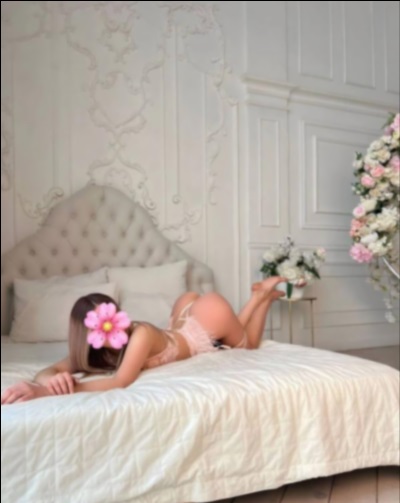 whore i Struer - VIP Escorts